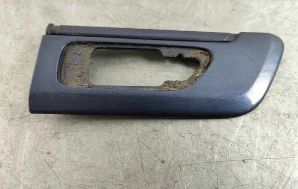 Volvo S80 Fender trim (molding) 8658933