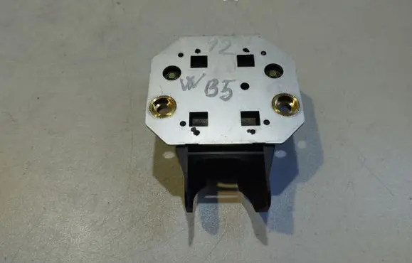Volkswagen PASSAT B5 ESP acceleration yaw rate sensor 4B0907637A 0265005213