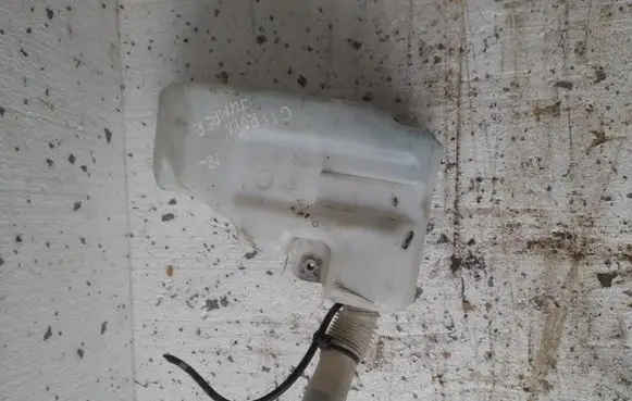 Peugeot Boxer Windshield washer fluid reservoir/tank