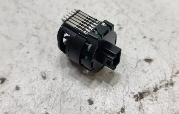 Mercedes-Benz CLS C218 X218 Interior temperature sensor A2118300272