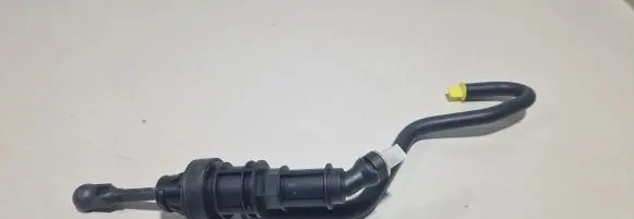 Mitsubishi Outlander Clutch master cylinder PA66GF30 MN100486