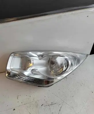 KIA Venga Headlight/headlamp 1P92101000 921011P000 030125720100