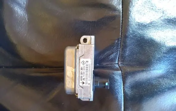 Renault Laguna II ESP acceleration yaw rate sensor 8200301391 10098004152