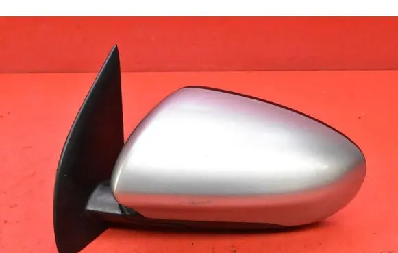 Nissan Qashqai Front door electric wing mirror 026202