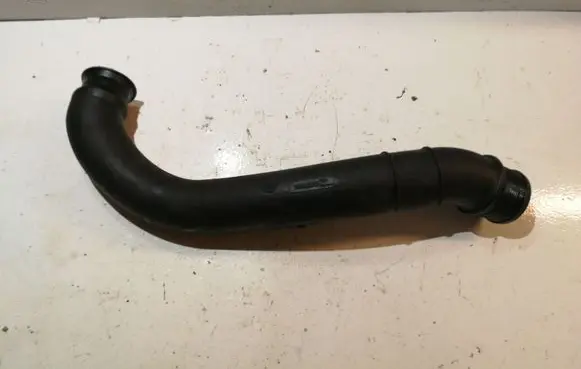 Volvo S40, V40 Intercooler hose/pipe 30621301