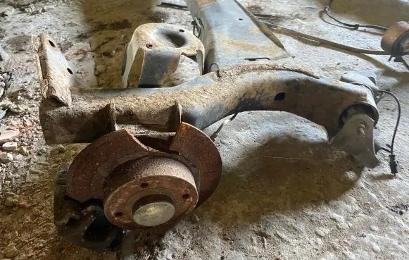 Renault Megane II Rear axle beam 