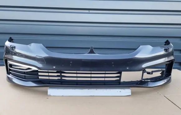 BMW 5 G30 G31 Front bumper 51117385336