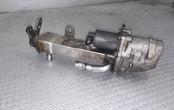 Volvo S60 EGR valve cooler 30637142