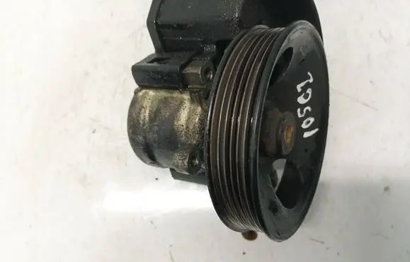 Volvo S70 V70 V70 XC Power steering pump 9140195