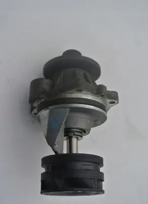 BMW M5 Water pump 