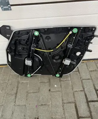 Mercedes-Benz GLC X253 C253 Front door electric window regulator A2537230314 D9791