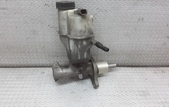 Peugeot 407 Master brake cylinder 9646980980