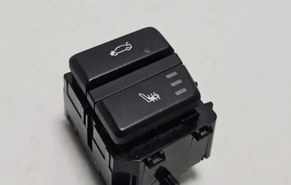 BMW 5 E60 E61 Seat heating switch 9159068 6131 502308