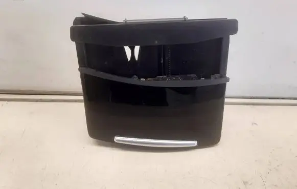 Audi A6 S6 C6 4F Car ashtray 4F1857951C 22092005