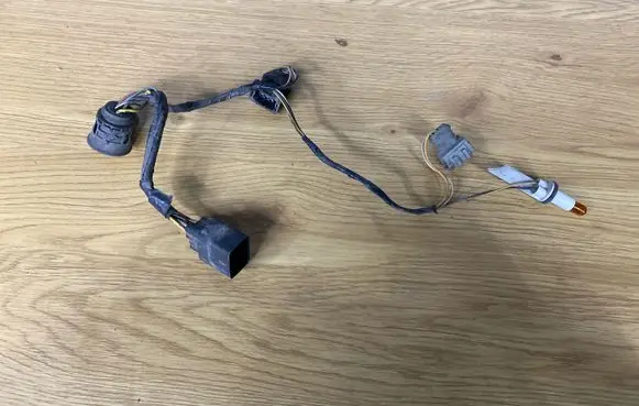 Volvo XC70 Headlight/headlamp wiring loom/harness 89033150