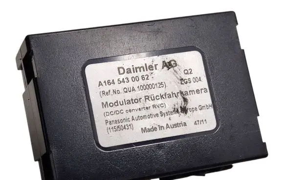 Mercedes-Benz E C207 W207 Camera control unit module A1645430062