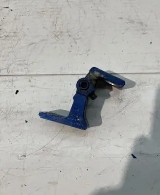 Volkswagen Tiguan Rear door upper hinge 5N0831401A
