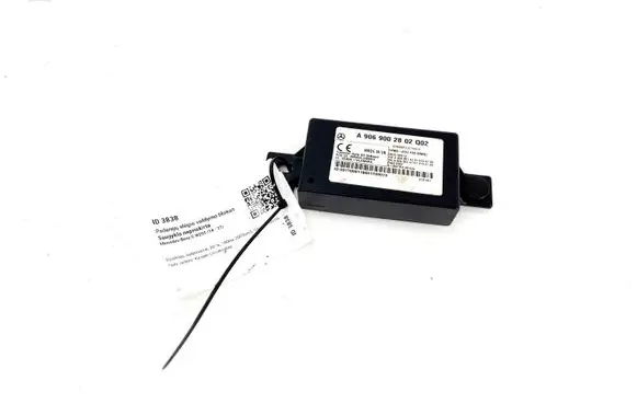 Mercedes-Benz C W205 Tire pressure control unit A9069002802