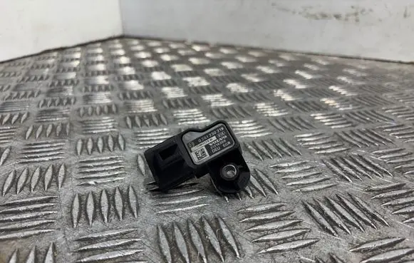 Volvo V70 Air pressure sensor 0261230219 31216308