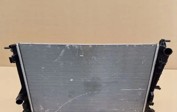 Renault Megane I Coolant radiator
