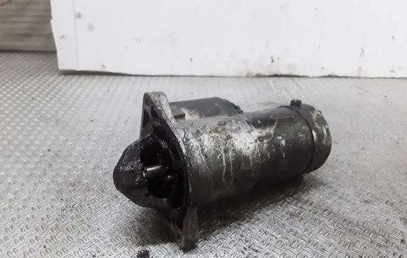 Opel Signum Starter motor M001T30171