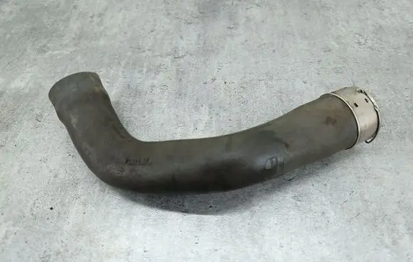 Renault Megane III Intercooler hose/pipe