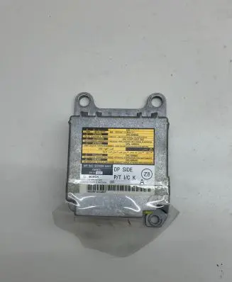 Lexus IS 220D-250-350 Airbag control unit/module 8917053100