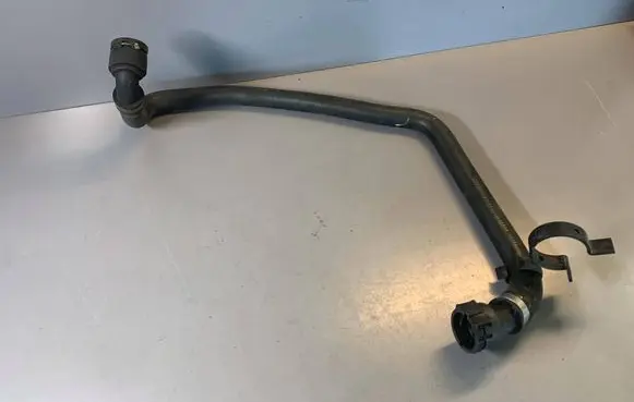 BMW X5 E70 Engine coolant pipe/hose 6945279 64216945279