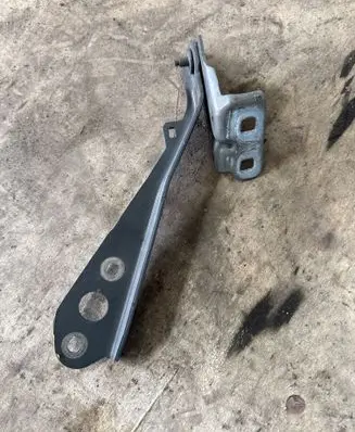 Nissan NV400 Engine bonnet/hood hinges 654000006R 3922