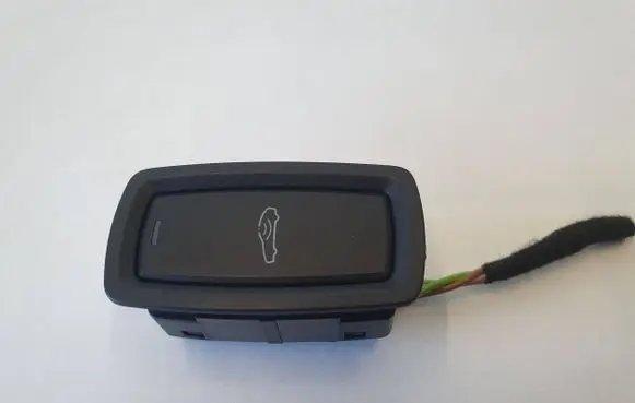 Porsche Macan (95B) Alarm switch 7PP962109D 10002467 SN00001153020653