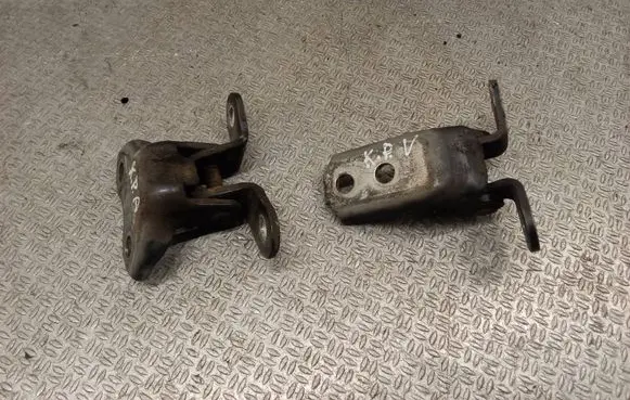 Toyota Avensis T270 Front door hinge set 