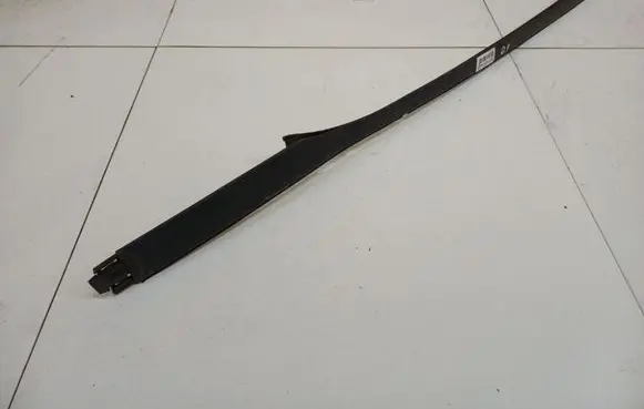 Opel Zafira A Windshield trim 76556MA