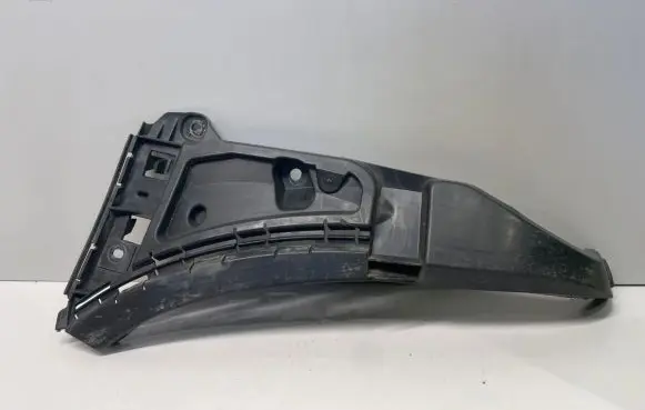 Volvo XC90 Front bumper mounting bracket 08620564