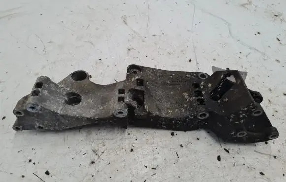 Volkswagen Sharan Engine mounting bracket 045903143C