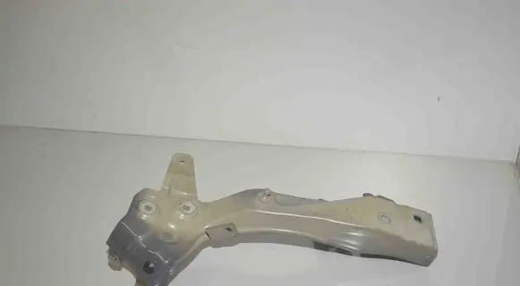 BMW iX Fender mounting bracket 8737204