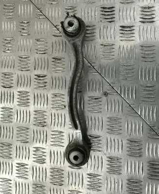Mercedes-Benz C W204 Rear control arm 20402RSA2