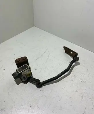 Volvo V70 Headlight/headlamp level sensor 6G9N3C492AA