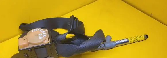 Opel Insignia A Front seatbelt