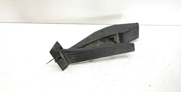 BMW X5 E70 Accelerator throttle pedal 6772645