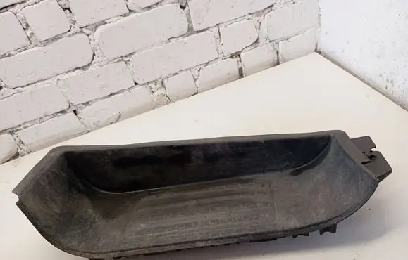 Volkswagen Transporter - Caravelle T5 Front sill trim cover 7H0863735B 0078387 T0010503
