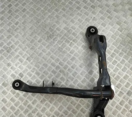 Volkswagen Transporter - Caravelle T6 Rear differential/diff mount bracket 7LA500044B