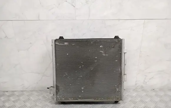 Tesla Model S Coolant radiator 600735200F