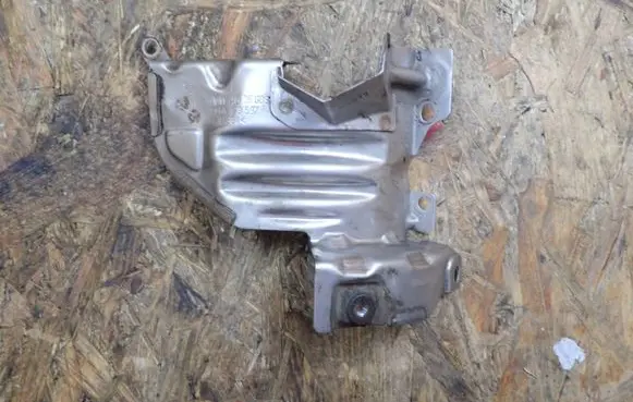 Skoda Octavia Mk3 (5E) Exhaust heat shield 06K129597N