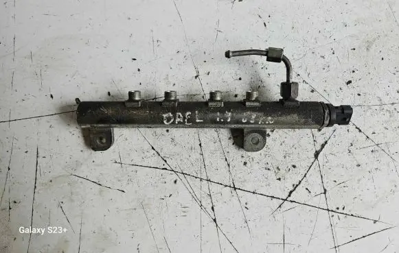 Opel Astra H Fuel main line pipe 55209572 011583L4 0445214095