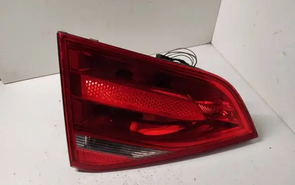 Audi A4 S4 B8 8K Tailgate rear/tail lights 8K5945093D