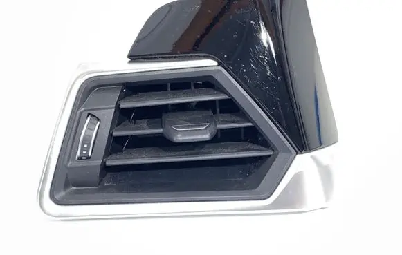 BMW 3 G20 G21 Rear air vent grill 6848617
