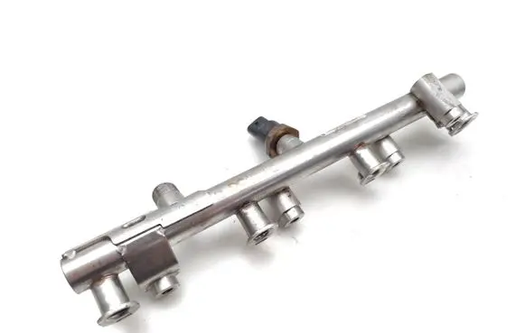 Nissan Qashqai Fuel main line pipe A2820703200 175222462R