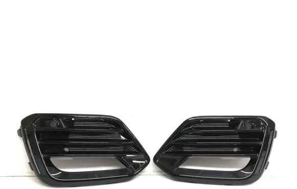 Seat Ateca Front bumper lower grill 575853666T