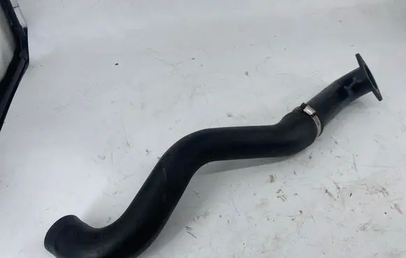 Mitsubishi L200 Intercooler hose/pipe