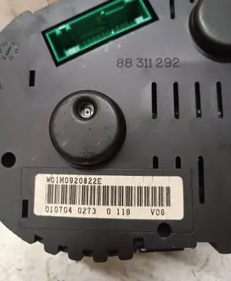 Seat Leon (1M) Speedometer (instrument cluster) 88311292 1M0920822E 0107040273